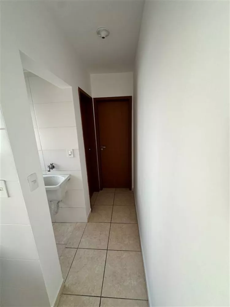 Apartamento à venda com 1 quarto, 37m² - Foto 9