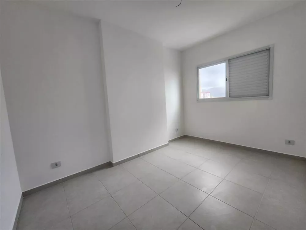 Apartamento à venda com 2 quartos, 70m² - Foto 3