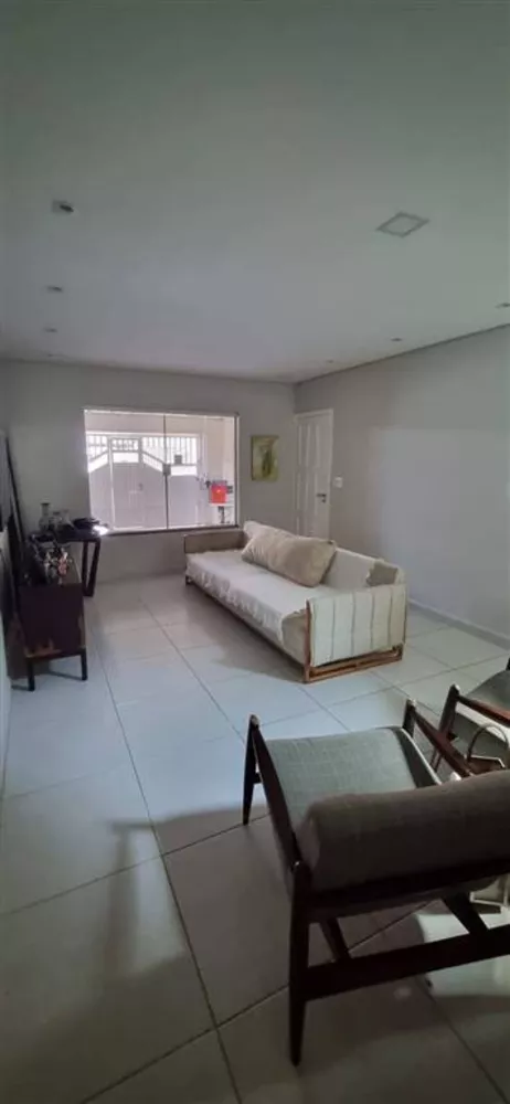 Sobrado à venda com 3 quartos, 100m² - Foto 3