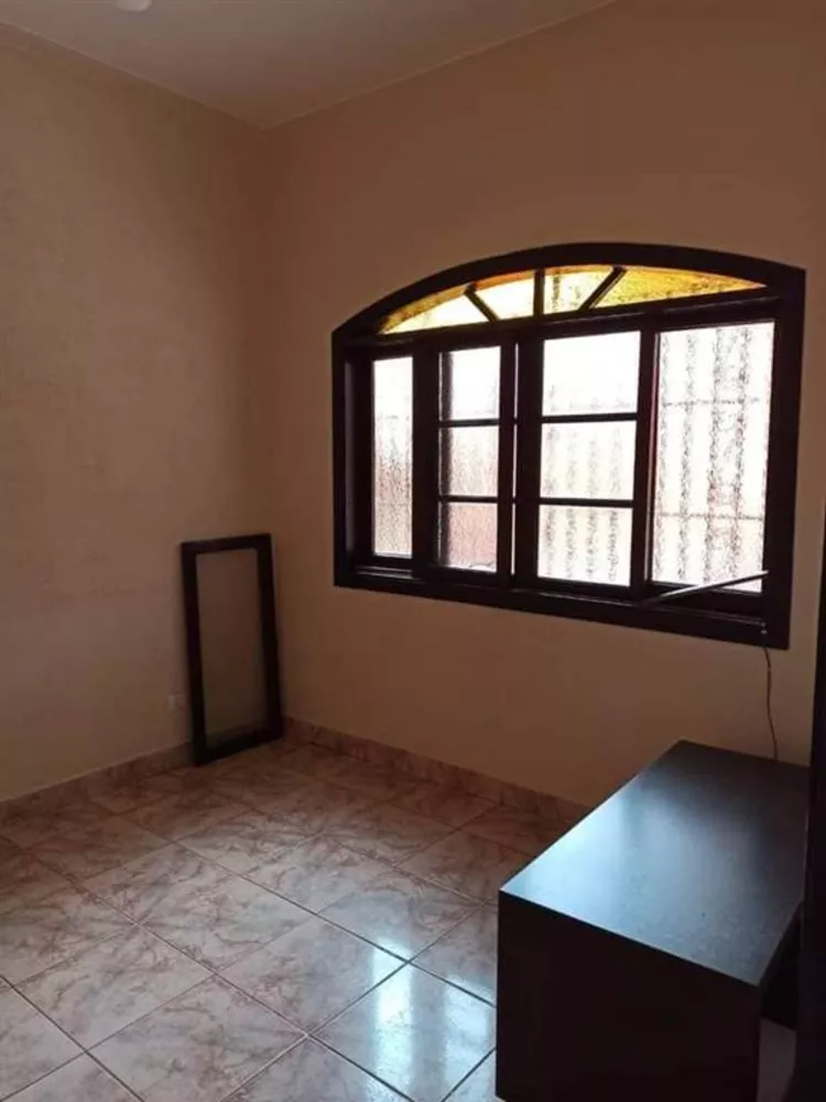 Sobrado à venda com 3 quartos, 198m² - Foto 3