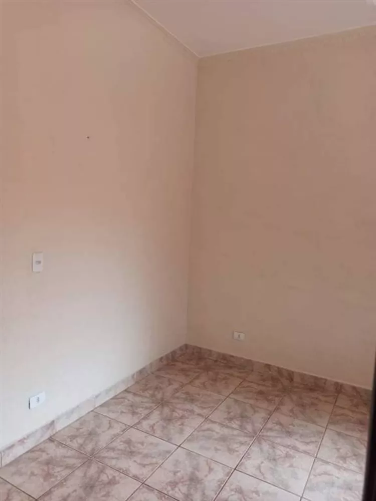 Sobrado à venda com 3 quartos, 198m² - Foto 4