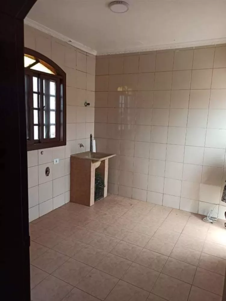 Sobrado à venda com 3 quartos, 198m² - Foto 13