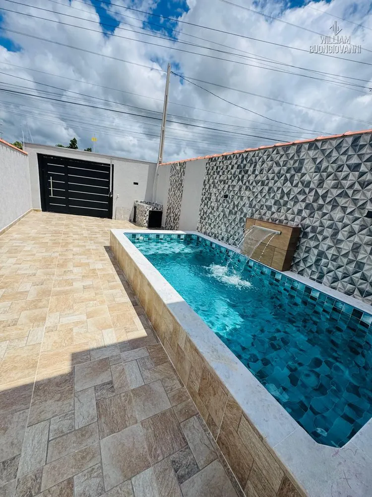 Casa, 3 quartos, 88 m² - Foto 1