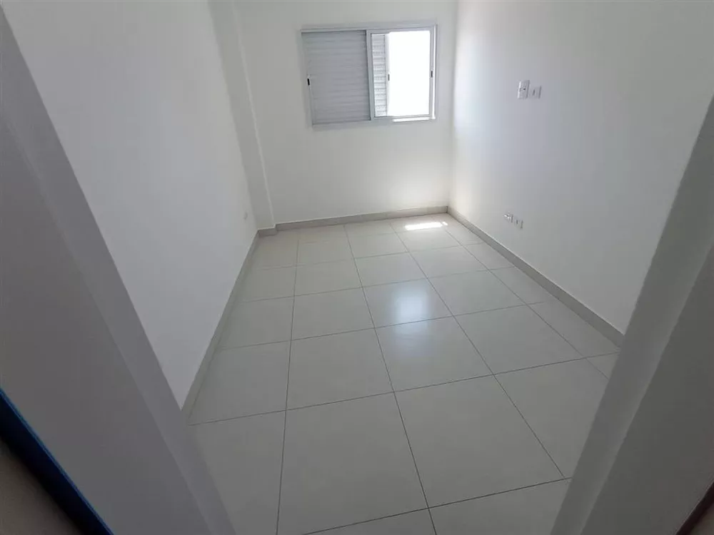 Apartamento à venda com 2 quartos, 64m² - Foto 1