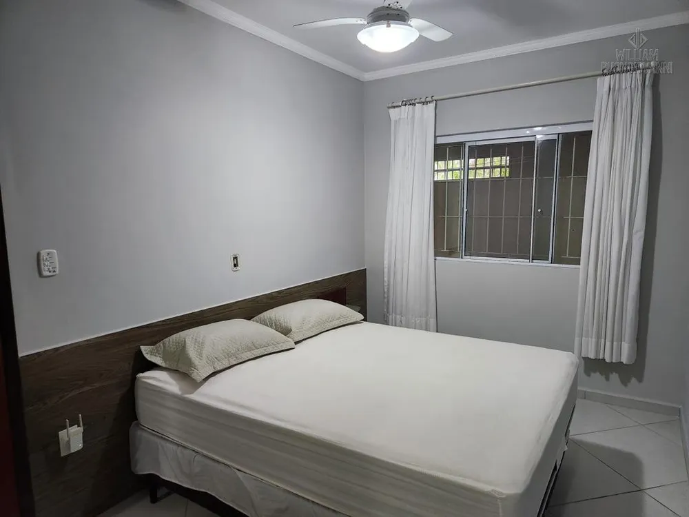 Casa, 4 quartos, 256 m² - Foto 3