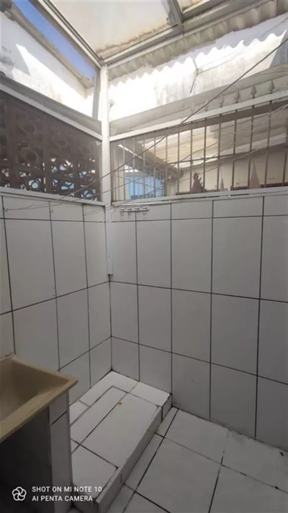 Casa de Condomínio à venda com 1 quarto, 50m² - Foto 21