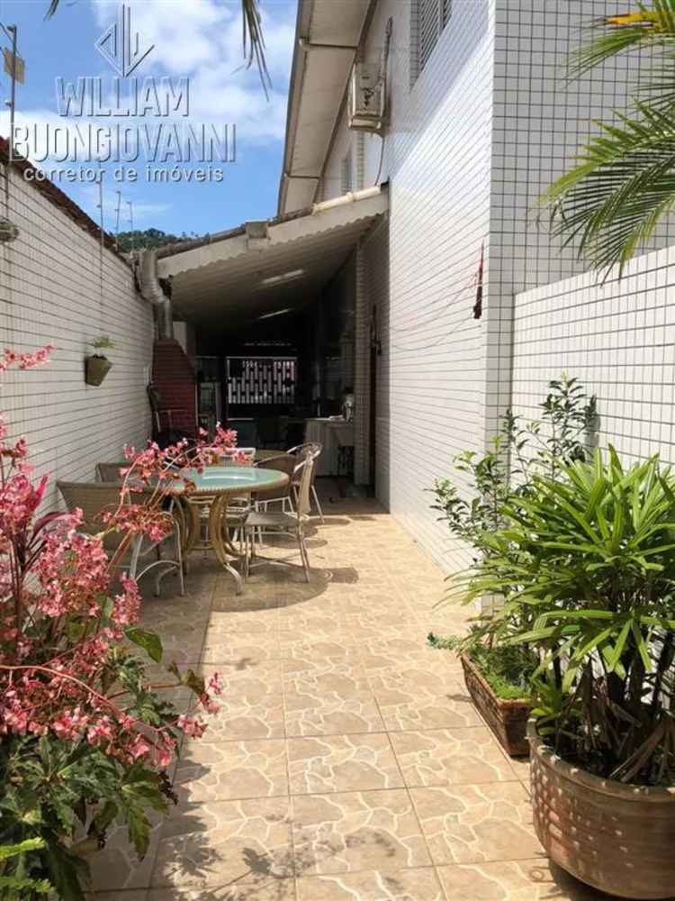 Sobrado à venda com 3 quartos, 146m² - Foto 1