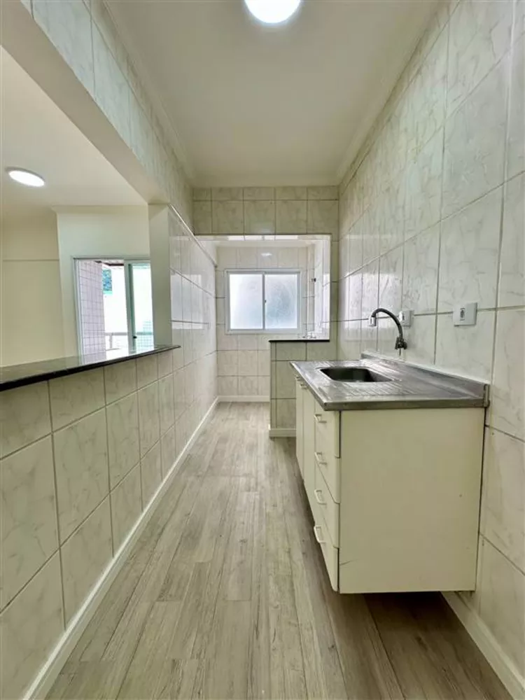 Apartamento à venda com 1 quarto, 40m² - Foto 12