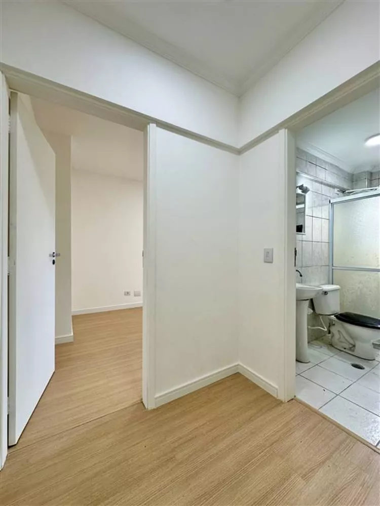 Apartamento à venda com 1 quarto, 40m² - Foto 7