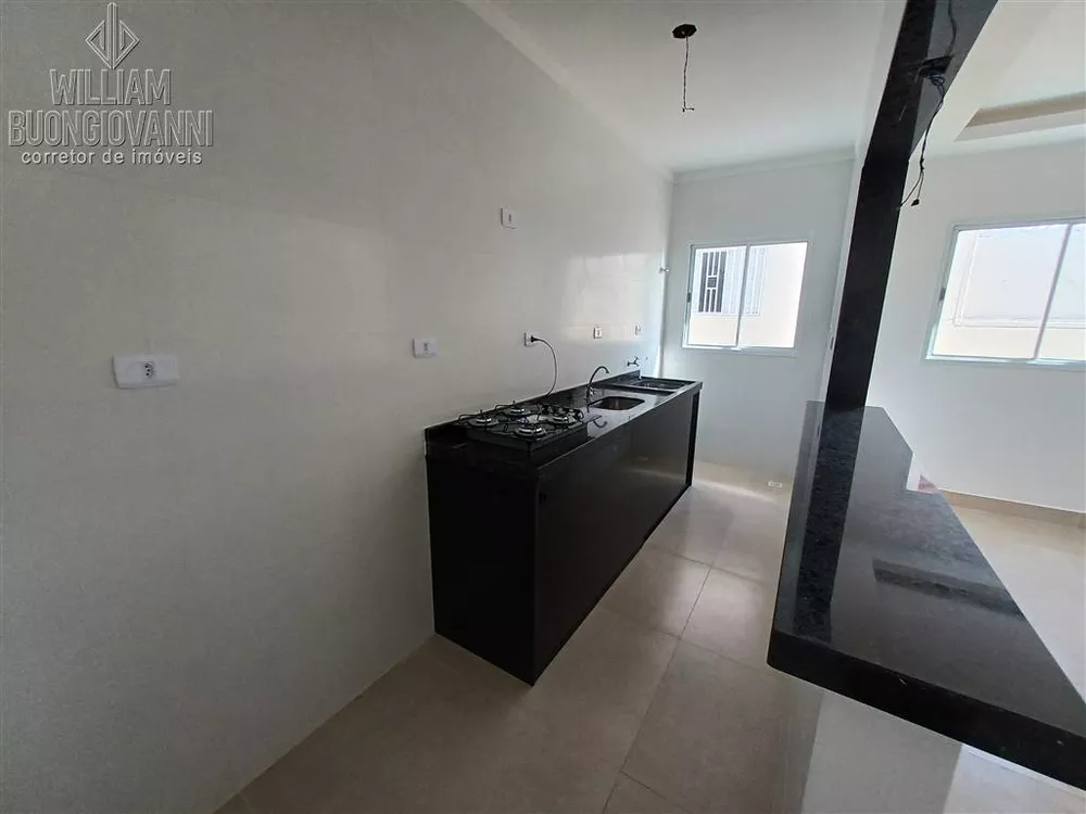 Casa à venda com 2 quartos, 52m² - Foto 4