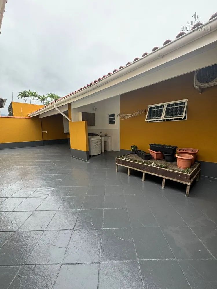 Casa, 3 quartos, 130 m² - Foto 1