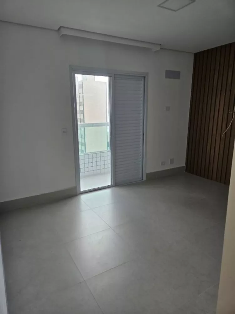 Apartamento à venda com 3 quartos, 145m² - Foto 4