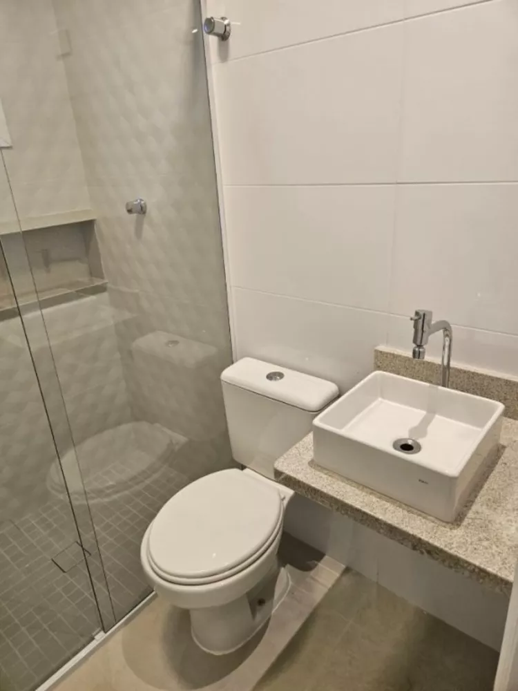 Apartamento à venda com 3 quartos, 145m² - Foto 3