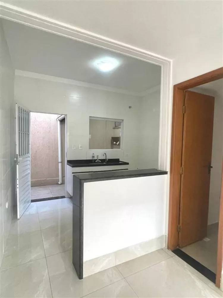 Sobrado à venda com 3 quartos, 88m² - Foto 4