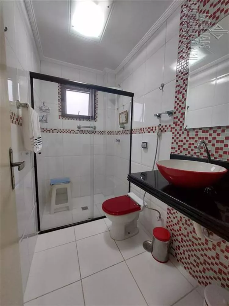 Apartamento à venda com 3 quartos, 203m² - Foto 6