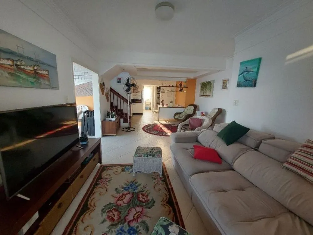 Apartamento, 3 quartos, 230 m² - Foto 1