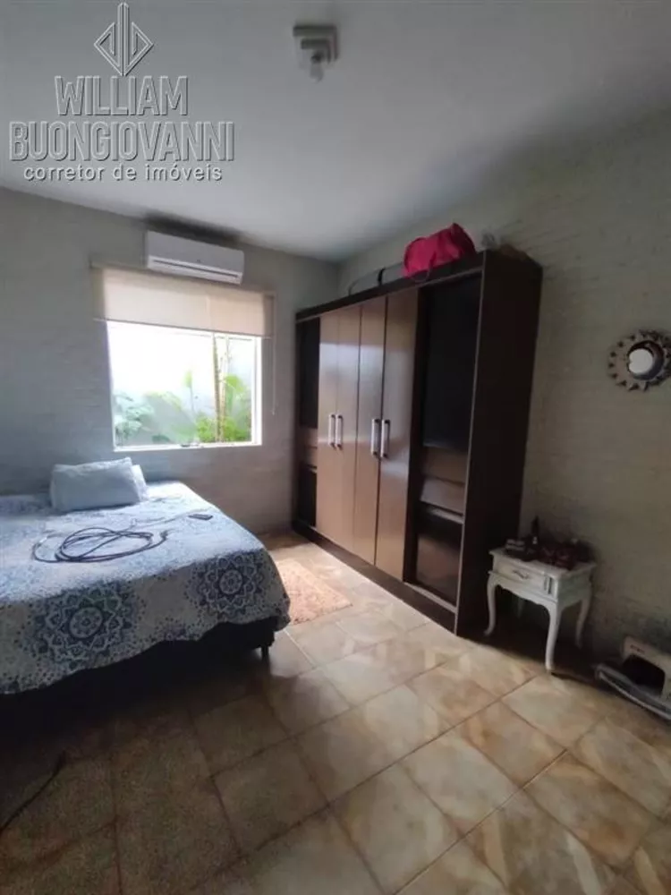 Casa à venda com 3 quartos, 146m² - Foto 14