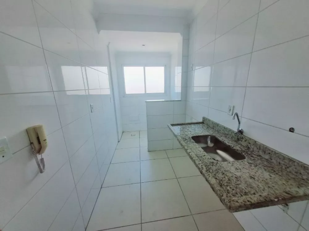 Apartamento para alugar com 2 quartos, 66m² - Foto 12