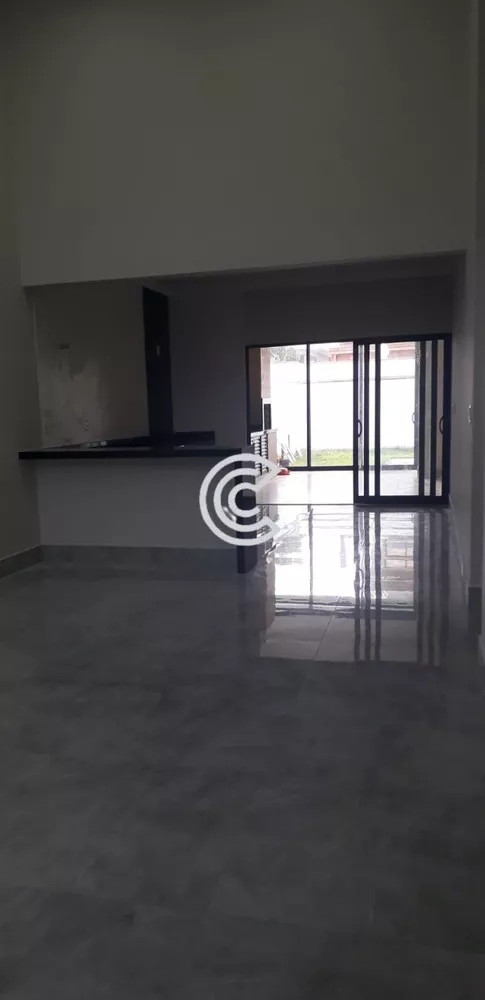 Casa à venda com 3 quartos, 300m² - Foto 5