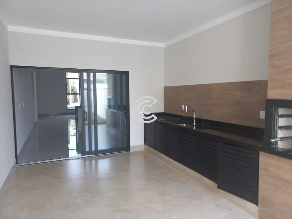 Casa à venda com 3 quartos, 300m² - Foto 7