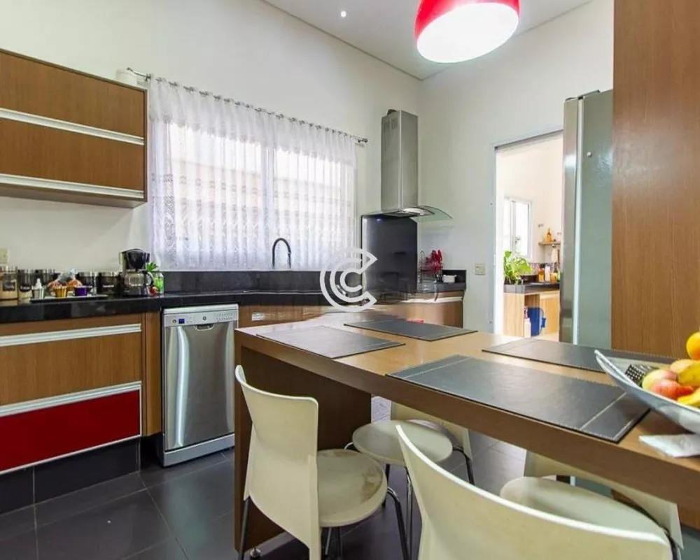 Casa à venda com 3 quartos, 360m² - Foto 3