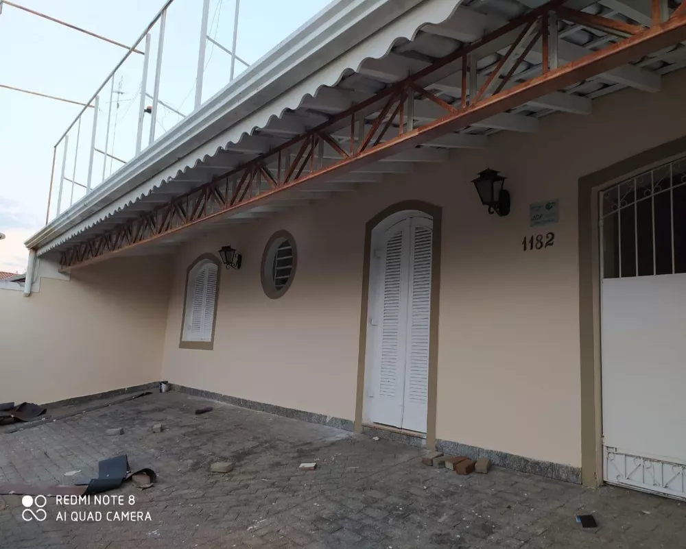 Casa à venda com 4 quartos, 295m² - Foto 3