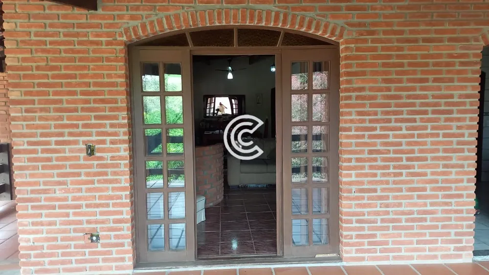 Chácara, 5 quartos, 1000 m² - Foto 1