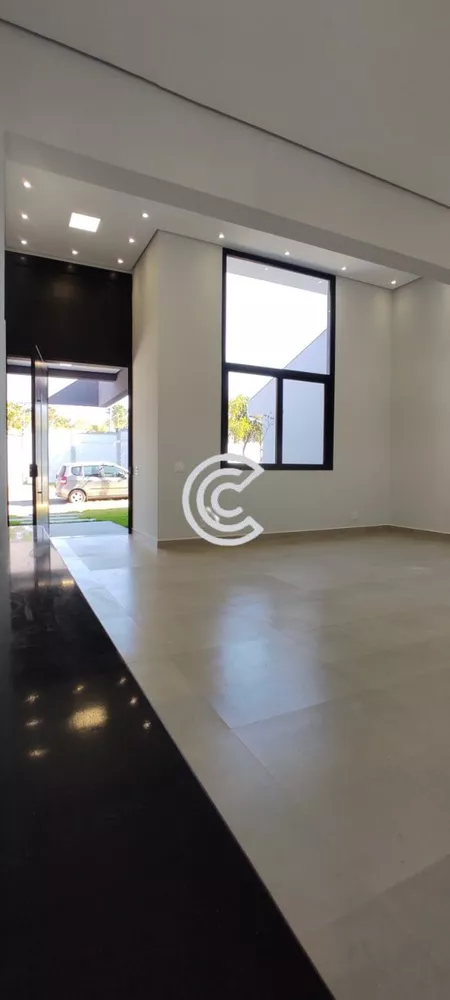 Casa à venda com 3 quartos, 400m² - Foto 4