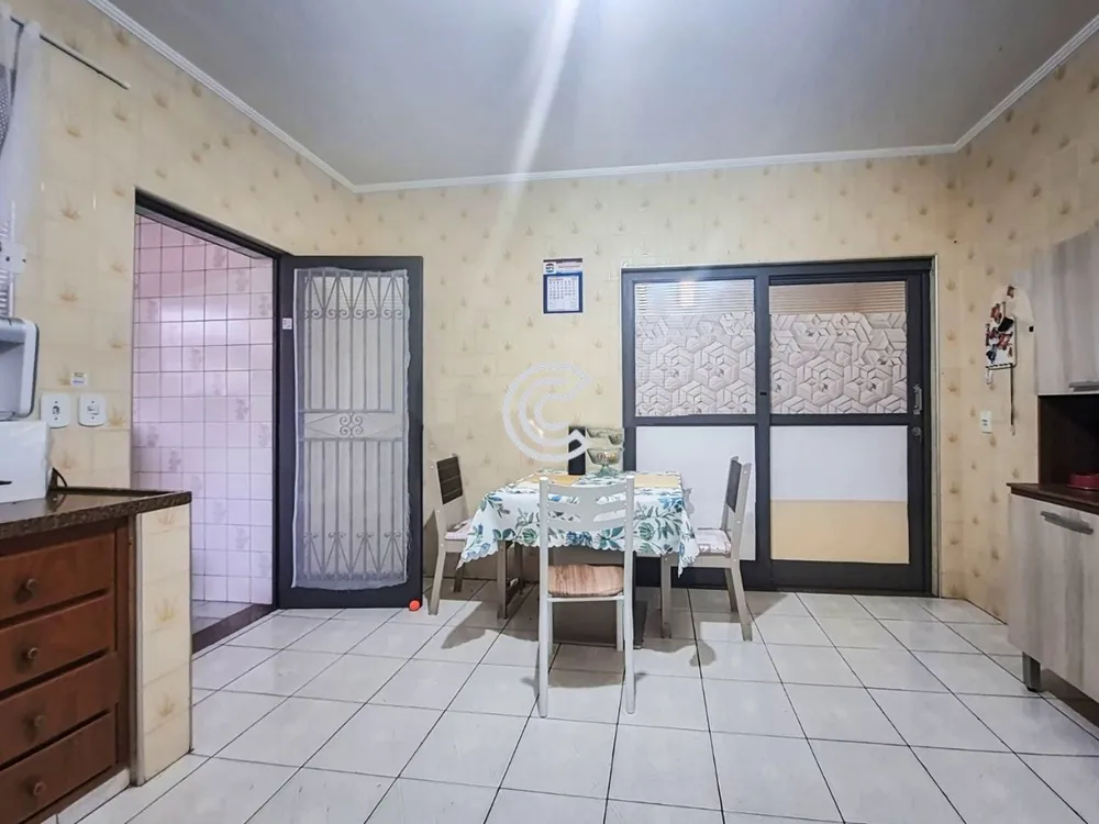 Casa, 5 quartos, 259 m² - Foto 3