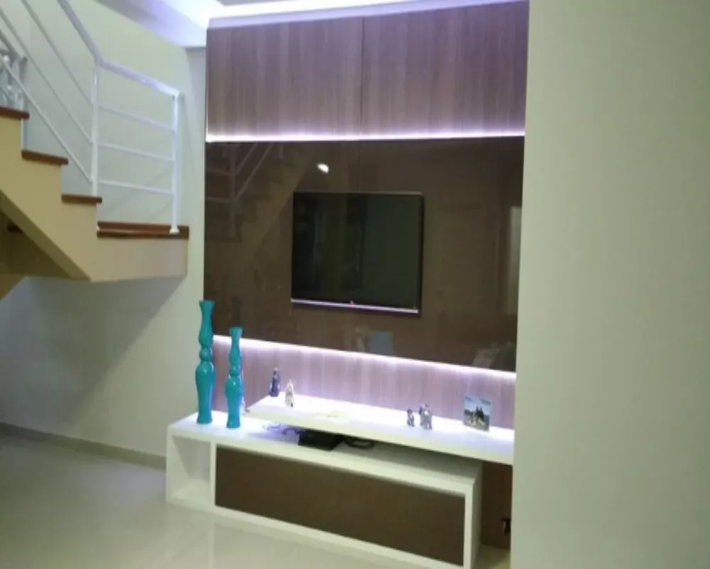 Casa à venda com 3 quartos, 250m² - Foto 3