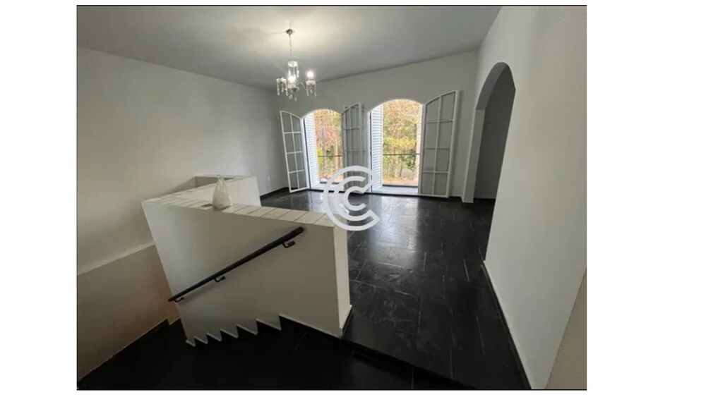 Casa à venda com 4 quartos, 200m² - Foto 5