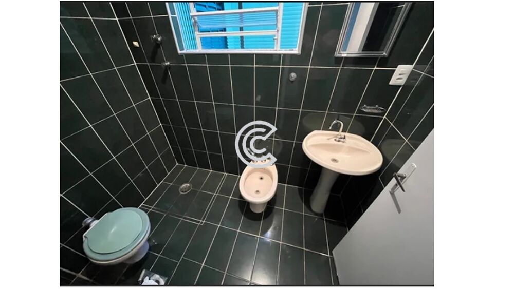 Casa à venda com 4 quartos, 200m² - Foto 13