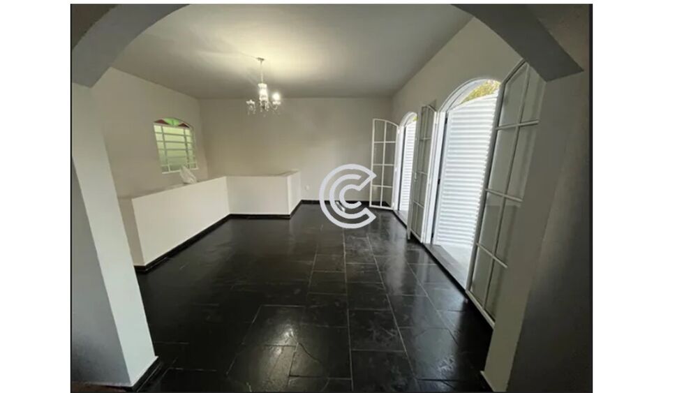 Casa à venda com 4 quartos, 200m² - Foto 6