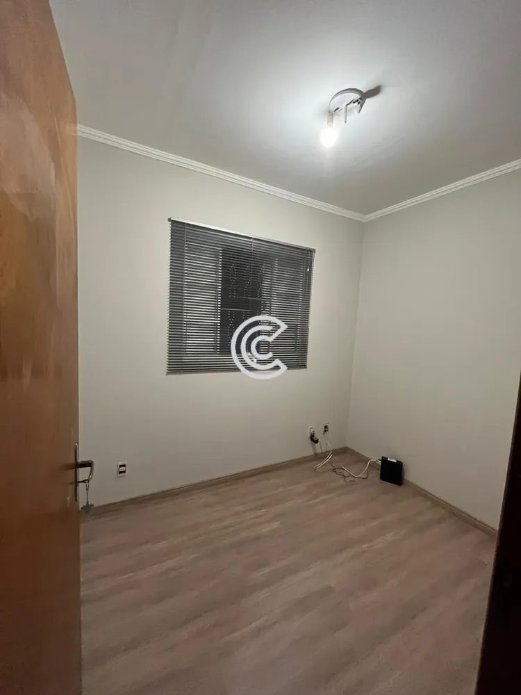 Casa, 3 quartos, 200 m² - Foto 4