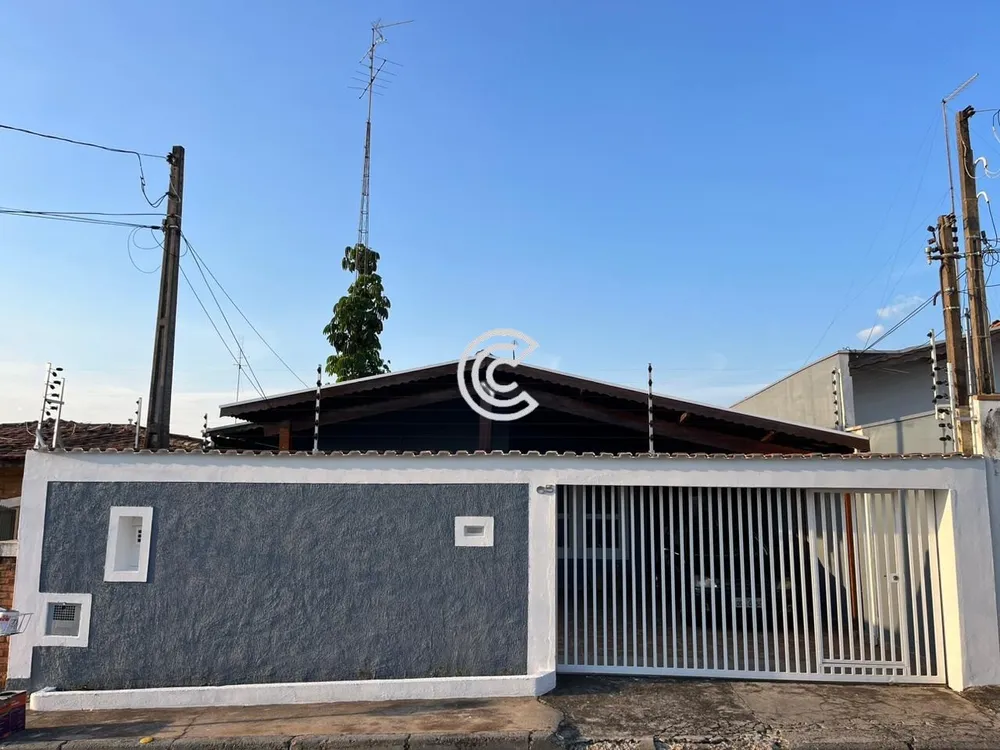 Casa, 3 quartos, 200 m² - Foto 1