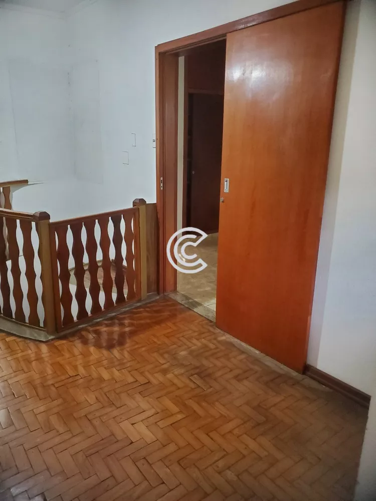 Casa à venda com 2 quartos, 177m² - Foto 4