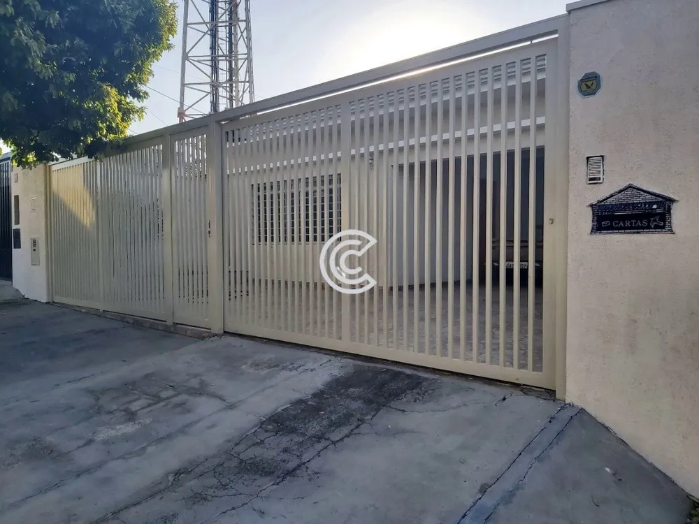 Casa, 3 quartos, 250 m² - Foto 1