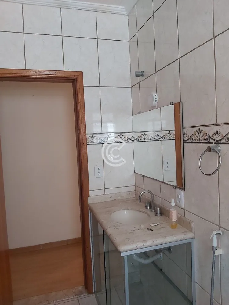 Casa, 3 quartos, 250 m² - Foto 10