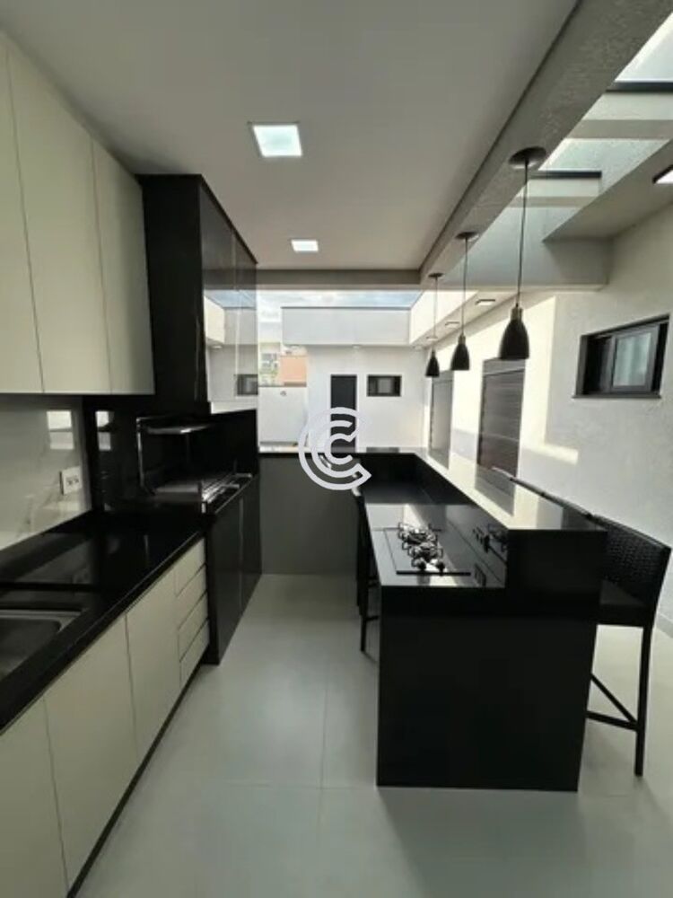 Casa, 3 quartos, 250 m² - Foto 8