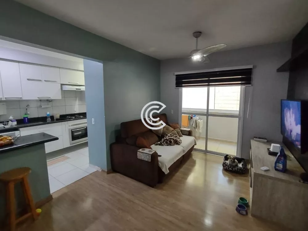 Apartamento à venda com 3 quartos, 77m² - Foto 2