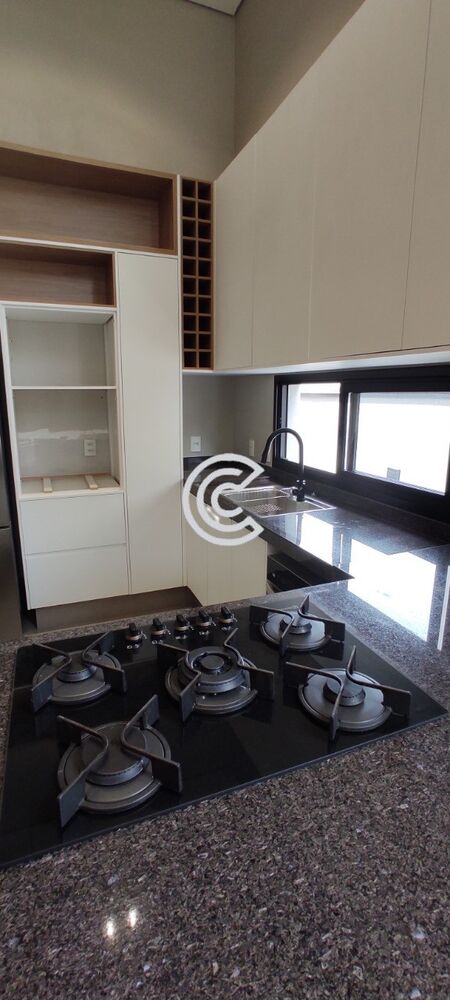 Casa à venda com 3 quartos, 300m² - Foto 9