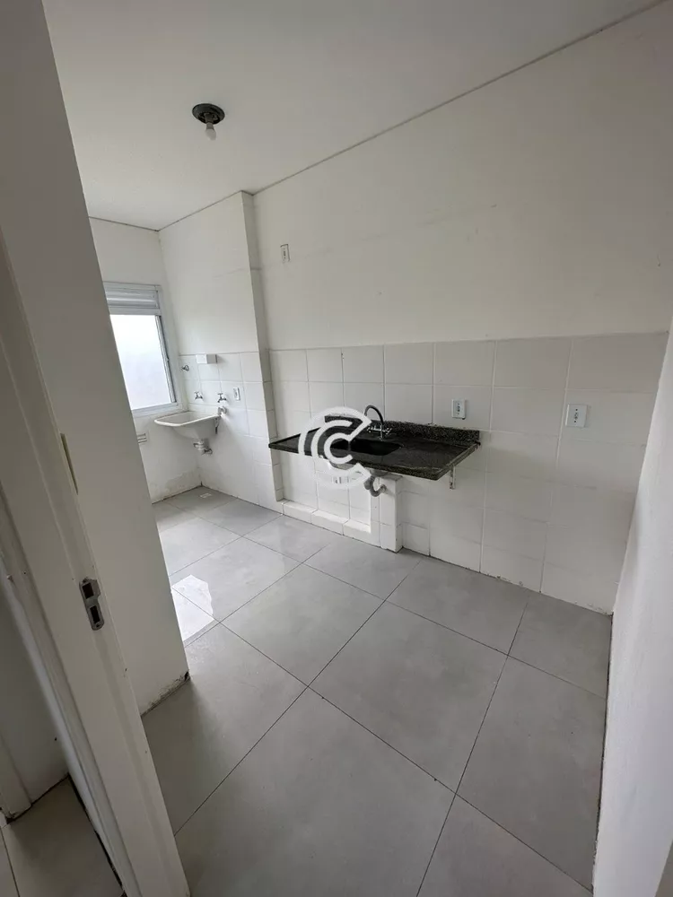 Apartamento à venda com 2 quartos, 57m² - Foto 2