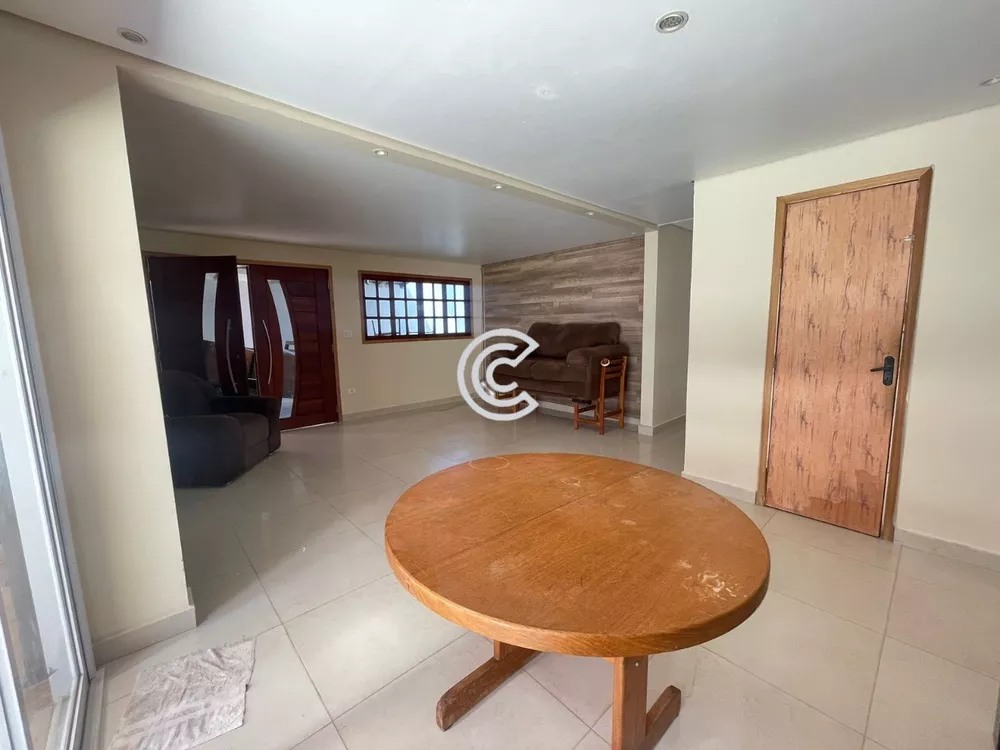 Casa à venda com 3 quartos, 100m² - Foto 3