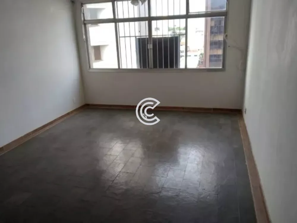 Apartamento à venda com 3 quartos, 107m² - Foto 2