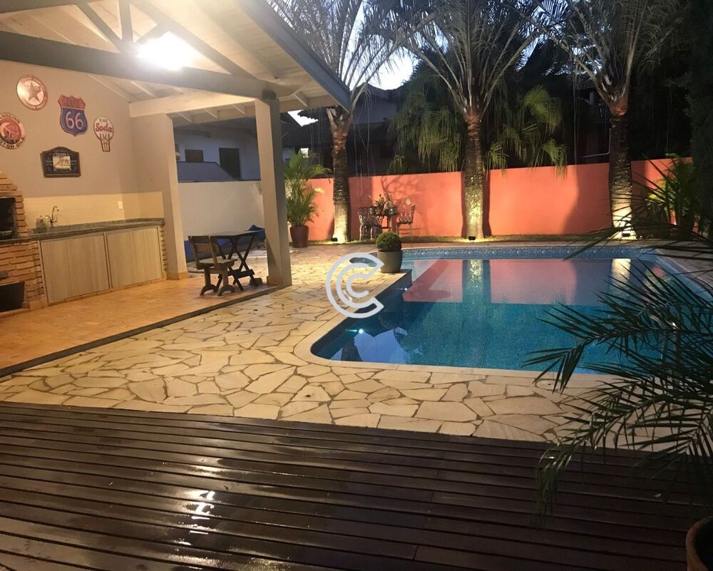 Casa à venda com 4 quartos, 500m² - Foto 15