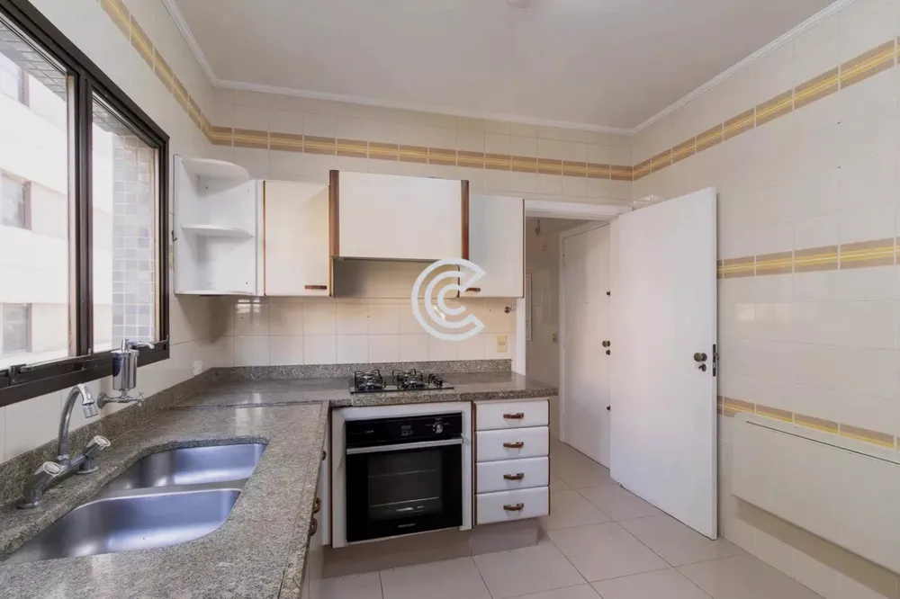 Apartamento, 3 quartos, 229 m² - Foto 2