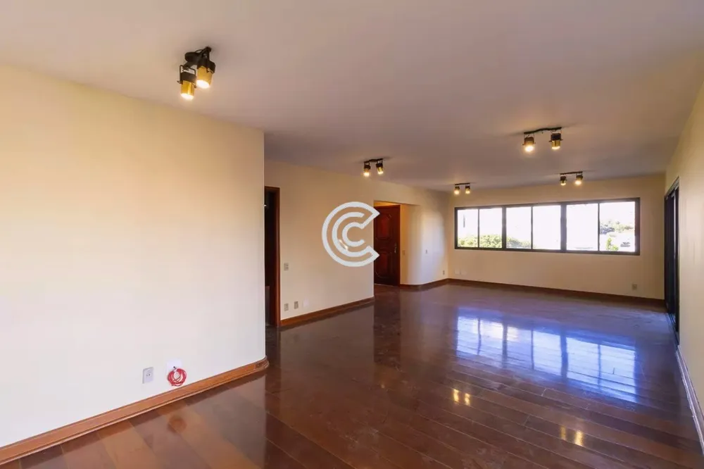 Apartamento, 3 quartos, 229 m² - Foto 1