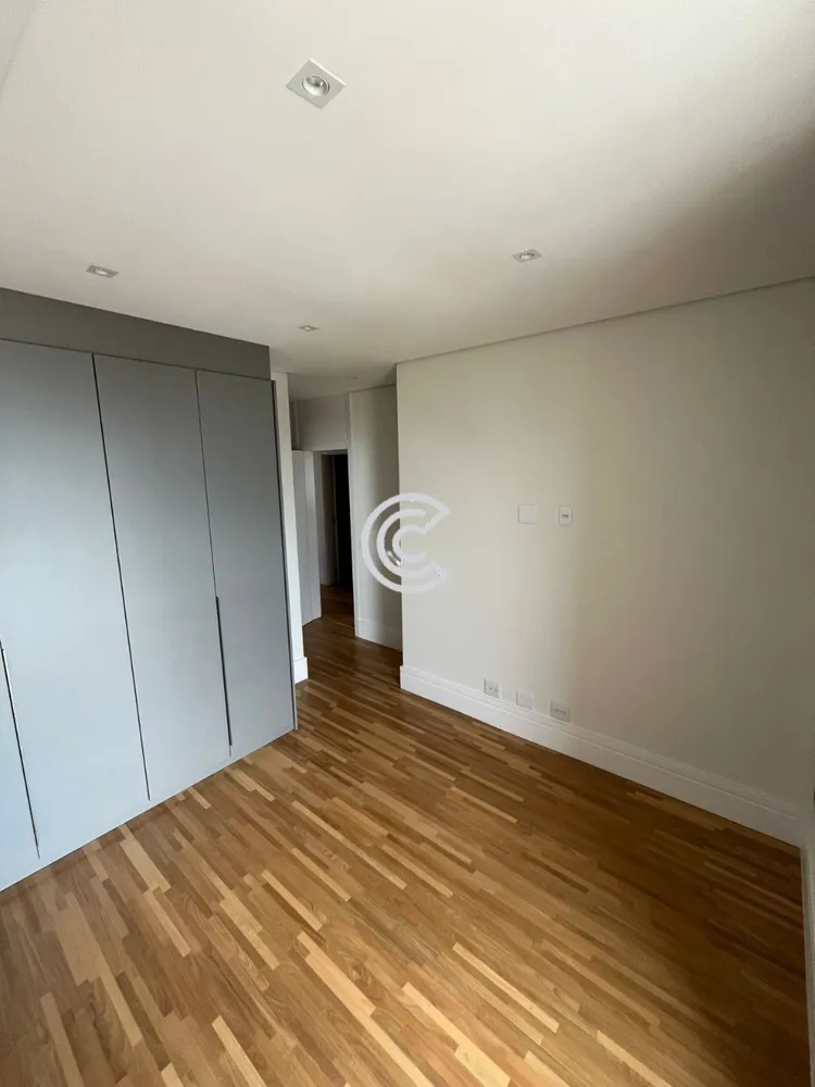Apartamento, 3 quartos, 257 m² - Foto 2