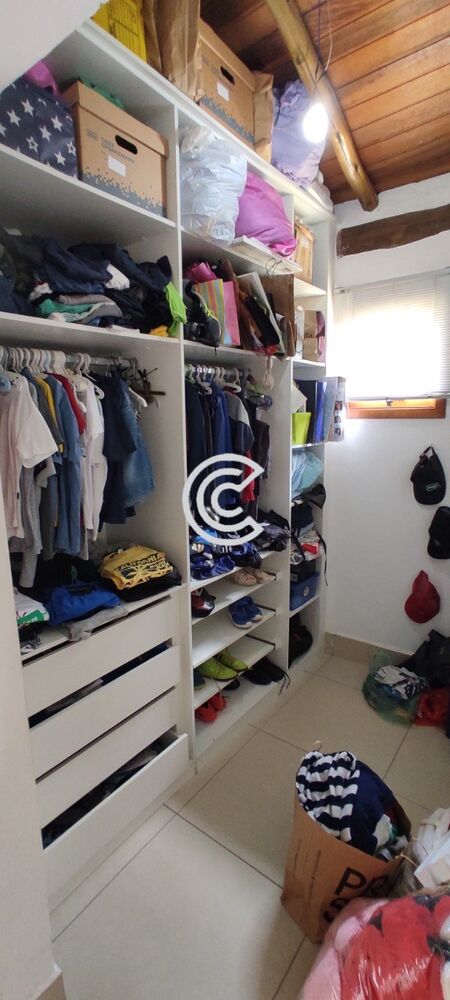 Casa à venda com 3 quartos, 300m² - Foto 11