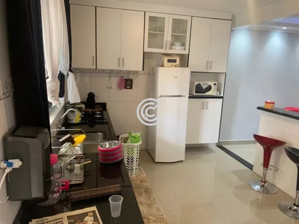 Casa à venda com 3 quartos, 150m² - Foto 4